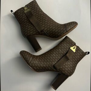 Kendall & Kylie Arenza Block Heels